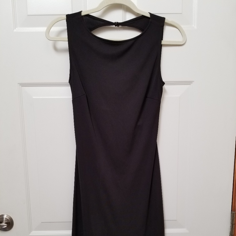 {The Limited} sexy little black dress